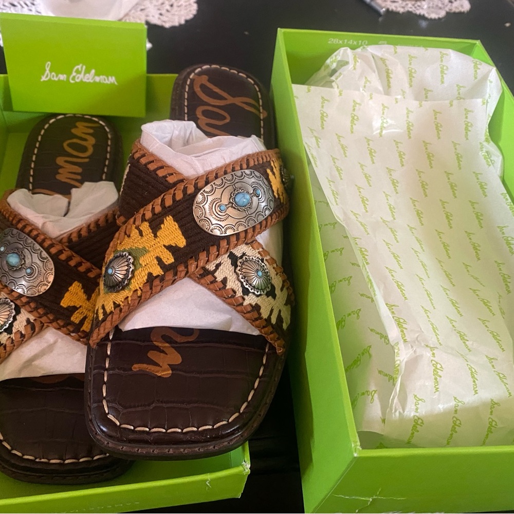 Sam Edelman Hagen Slides Size 9 Brown. New In Box